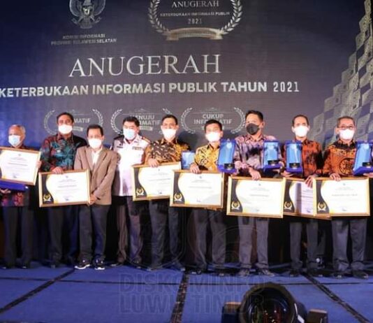 Luwu Timur Sukses Meraih Penghargaan Sebagai Kabupaten Menuju Informatif