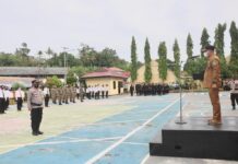Bupati Luwu Timur Pimpin Apel Gelar Pasukan Operasi Lilin 2021