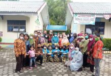 Klaster 2 Lingkungan Keluarga dan Pengasuhan Alternatif Sosialisasi Mengenai Toxic Parenting di SMPN 3 Burau