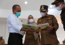 Awal Tahun, Budiman Launching Program Sejuta Buku Untuk Luwu Timur