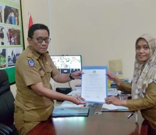 Lakukan Penandatanganan Perjanjian Kinerja Tahun 2022, Ini Harapan Kepala DPKP Luwu Utara