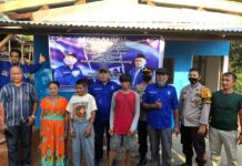 Peduli PAN, DPD PAN Luwu Utara Bedah Rumah Warga Tak Mampu di Desa Harapan