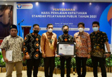 Luwu Utara Terima Penghargaan Kepatuhan Standar Pelayanan Publik dari Ombudsman