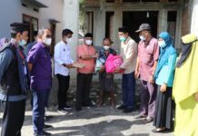 Hari Terakhir Kunker di Kalaena, ASN Gelar Jumat Berbagi