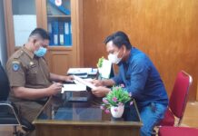 Respon Cepat Kebutuhan Administrasi Warga, Mursalim Sekertaris Dinsos Luwu Utara Dikenal Sosok Peduli Sosial