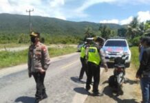 Gunakan Mobil Dinasnya, Kapolres Luwu Timur Bawa Korban Kecelakaan ke Rumah Sakit