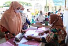 Ketua DWP Lutim Sambangi Tiga TK di Kecamatan Wotu