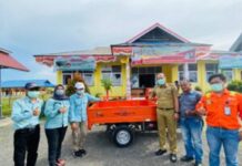 Peduli Lingkungan, PT Vale Serahkan Bantuan Motor Sampah