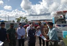 PT Vale Serahkan Alat Mesin Pertanian ke Petani Mahalona