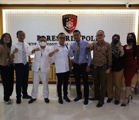 Tim Advokat Nusantara Kuasa Hukum Noel Jokowi Mania Somasi Denny Siregar Pemilik Akun @dennysirregar7