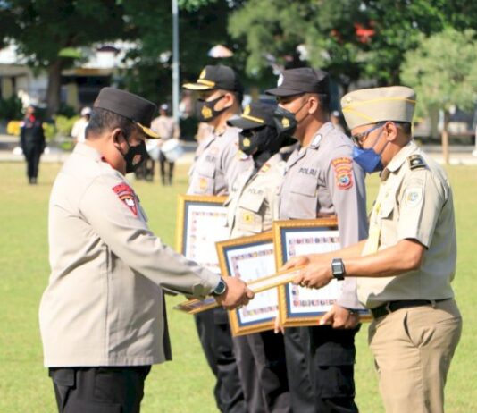 Terkait Kasus Tanah Asrama Ditpolairud, Kombes Pol. Halasan Roland Situmeang Terima Penghargaan