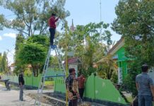 Jaga Kondisi Kamtibmas, Camat Malangke Programkan Pemasangan Instalasi Listrik Penerangan Jalan di Desa-desa