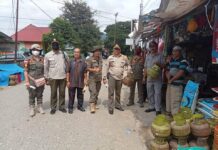 Bagian Ekonomi & Satpol PP Morut Sidak Sejumlah Pangkalan Gas Elpiji di Kecamatan Petasia