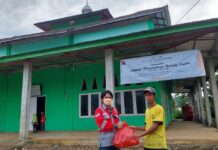 Berkah Ramadhan, PT. CLM Siapkan Ribuan Paket Takjil untuk 13 Masjid di Malili