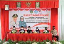 Kunker di Tomoni Timur, Bupati Lutim Disambut Tari Panyembrahma