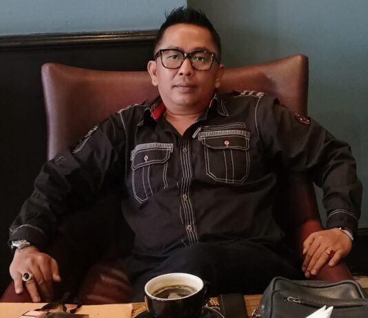 Arnol Sinaga Pengamat Hukum : Demo Berujung Anarkisme, Pasti Ada Penyusup