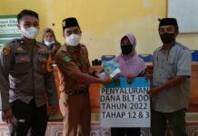 Pemdes Tarengge Salurkan BLT DD kepada 107 KPM