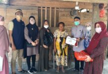 Berbagi di Bulan Ramadhan, Bidang SDK Dinkes Luwu Utara Salurkan 32 Paket Sembako kepada Kaum Dhuafa