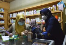 Pengawasan di Pasar Malindungi Sorowako, Tim Temukan Obat, Kosmetik dan Makanan Expire