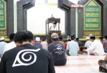 Bupati Budiman Paparkan Program Prioritas di Hadapan Jamaah Masjid Al-Anshor Tomoni