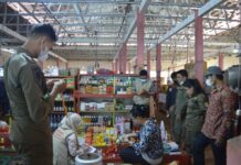 Hari Terakhir Pengawasan, Tim Temukan Kosmetik dan Pangan Berbahaya di Pasar Malili