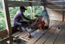 Pemdes Bulu Allaporenge Bengo Fasilitasi Warga Sakit Jiwa Dibantu Wartawan, Polisi, TNI