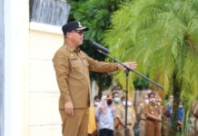 Budiman Pimpin Apel Bersama ASN Pemkab. Lutim Usai Libur Lebaran