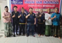 Ketum Partai UKM Kunjungi Kantor DPD Pamekasan