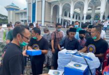 DPD Letho Jawa Timur Berbagi Nasi Kotak dan Sosialisasi ET Capres 2024