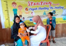 Manfaatkan Momentum Semalam di Desa, Kadis Kesehatan : 90 Anak Diimunisasi di Desa Minanga