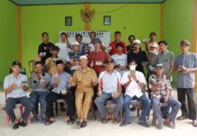 Petani di Bone Mengeluh Pupuk Subsidi, Kades Selli Gratiskan Pupuk Organik