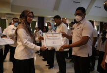 Camat Malangke Terima Dua Penghargaan atas Capaian Ekspose IDM Tahun 2022