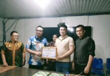 HOD PT. GNI Mr. Jiang Chao Dapat Penghargaan Dari Pemkab Morowali Utara