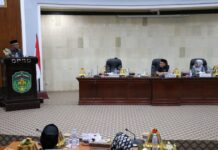 Bupati Lutim Jawab Pandangan Umum Fraksi DPRD Terkait Ranperda Pertanggungjawaban APBD 2021