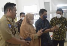 Asisten Pemerintahan dan Kesra Buka Pelatihan Kewirausahaan Mandiri UMKM Lutim