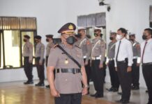 Pangkat Pengabdian, Wakapolres Morowali Utara Raih AKBP