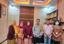 Dukung Percepatan Vaksinasi, Ketua DPD PPNI Luwu Utara Silaturahmi Dengan Kapolres