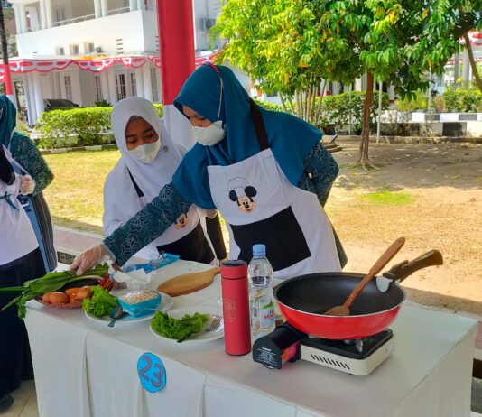 TP PKK Lutim Juara Kreatif pada Lomba Memasak Ibu dan Anak dari Pangan Lokal di Makassar