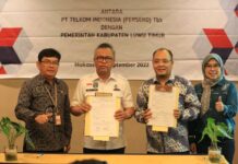 Wujudkan Layanan Satu Data, Bupati Tandatangani MoU Dengan PT. Telkom Indonesia