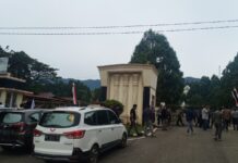 Soal RDP PT. PDS di Komisi D Dibatalkan, Aliansi Masyarakat Demo di DPRD Luwu Timur