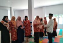 DWP Inspektorat Donasi Buku Ke Perpustakaan Daerah Luwu Timur