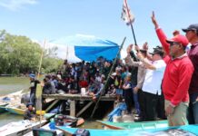 Budiman Hadiri Acara Pesta Rakyat “Mandre Massaperra” Sekaligus Membuka Lomba Bala-Bala