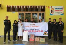Rangkaian HUT Bidhumas Polri, Polda Sulteng Bagi Sembako