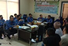 Warga Tolak Rencana Pemasangan Tiang Kabel Fiber Optik di Pekarangan Rumah, Dinas PUPR dan Kominfo SP Panggil Pengelola