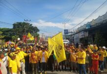 Ribuan Peserta Jalan Sehat Ramaikan HUT Partai Golkar di Luwu Timur