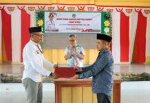 Bupati Luwu Timur Hadiri Sertijab Camat Burau