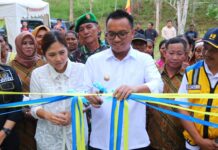 Bupati Morut Resmikan Pengoperasian Jalan SP3 Desa Jamor Jaya