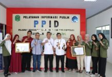 Bupati Dan Sekda Berkunjung ke Sekretariat PPID Utama Lutim