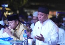 Bupati Bersama Ketua PKK Lutim Hadiri Tabligh Akbar Mengenang 2 Tahun Alm. Amran Syam