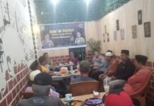 Bangun Hubungan Erat dengan Masyarakat, Kapolsek Malangke Gelar Jumat Curhat